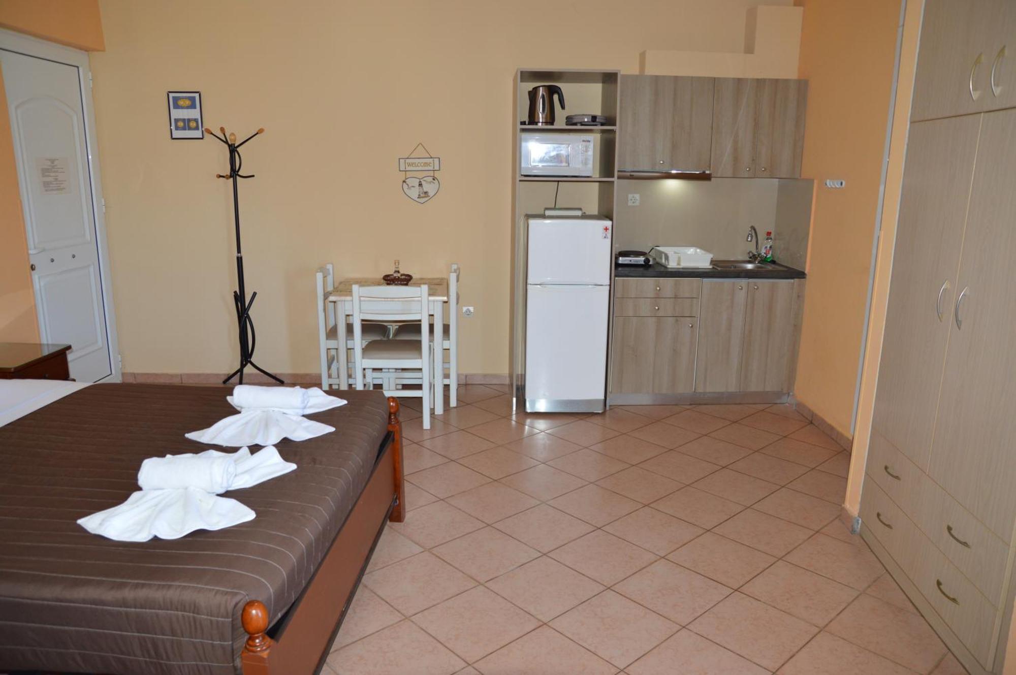 Melia Studios Kato Daratso Luaran gambar