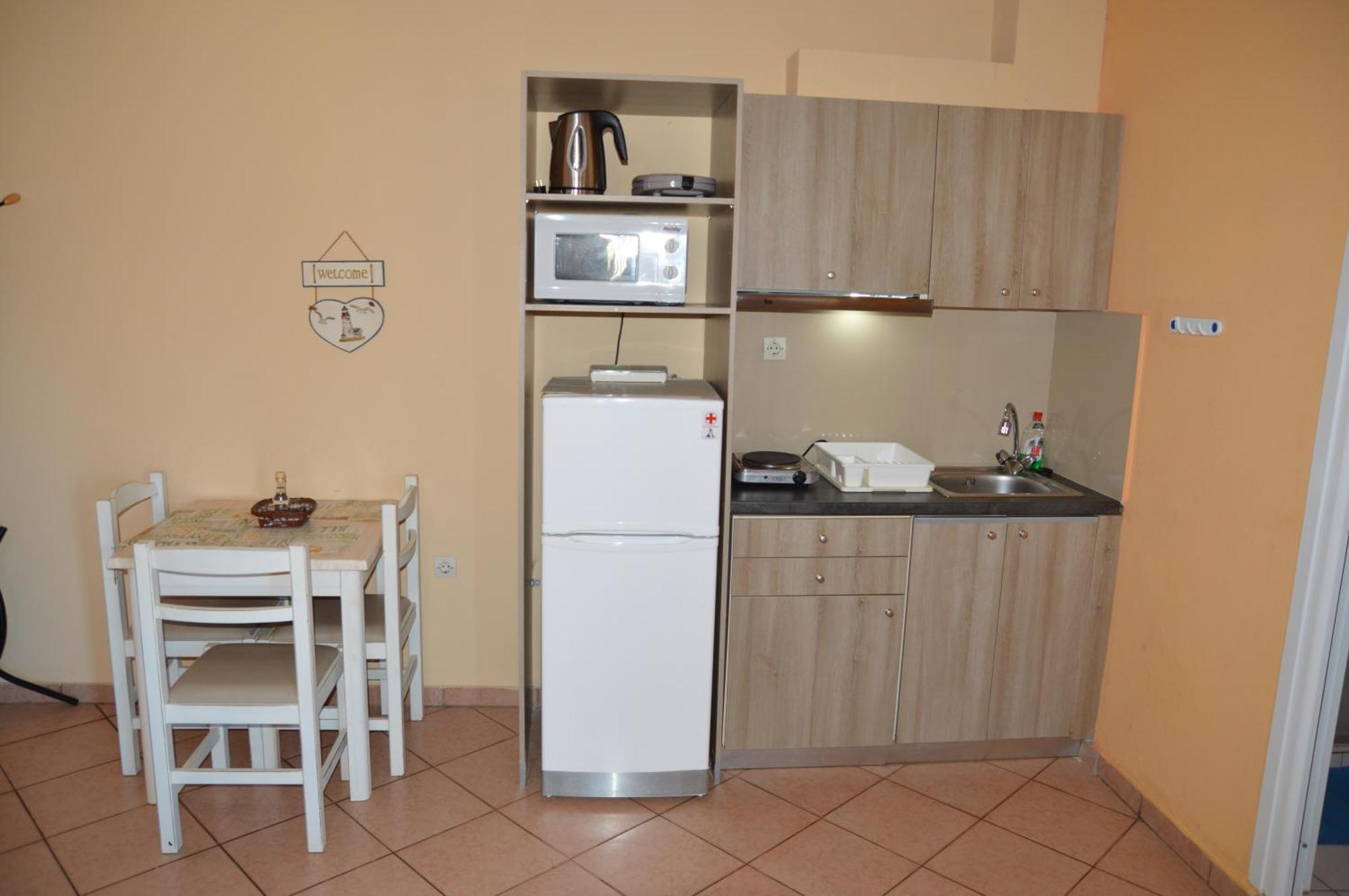 Melia Studios Kato Daratso Luaran gambar