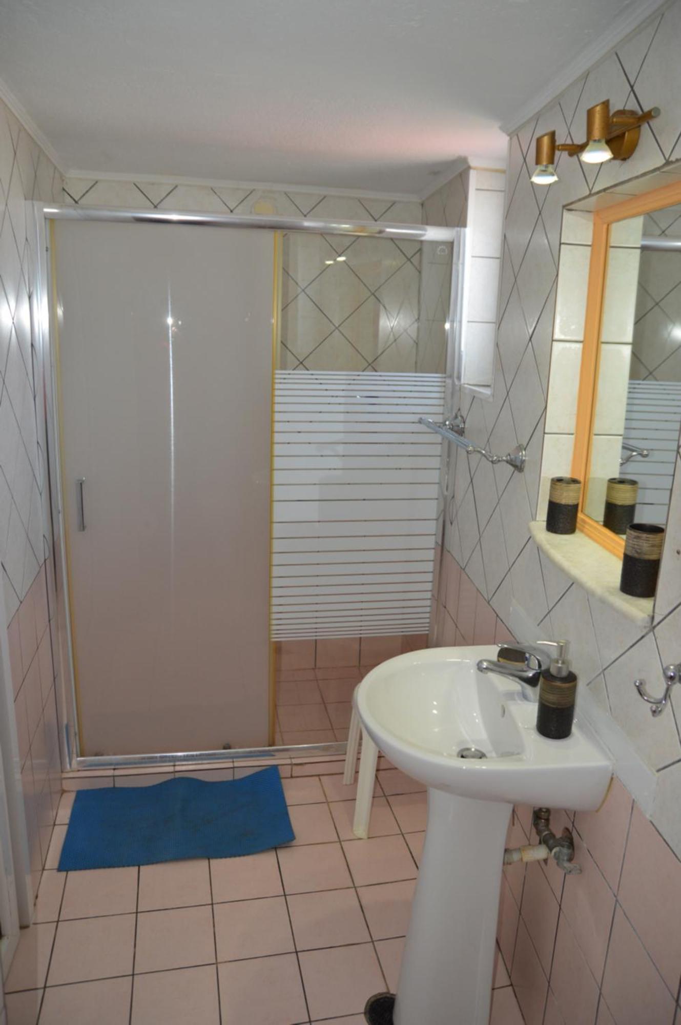 Melia Studios Kato Daratso Luaran gambar