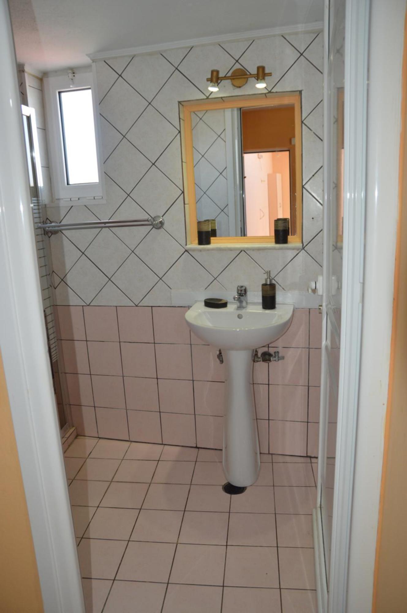 Melia Studios Kato Daratso Luaran gambar