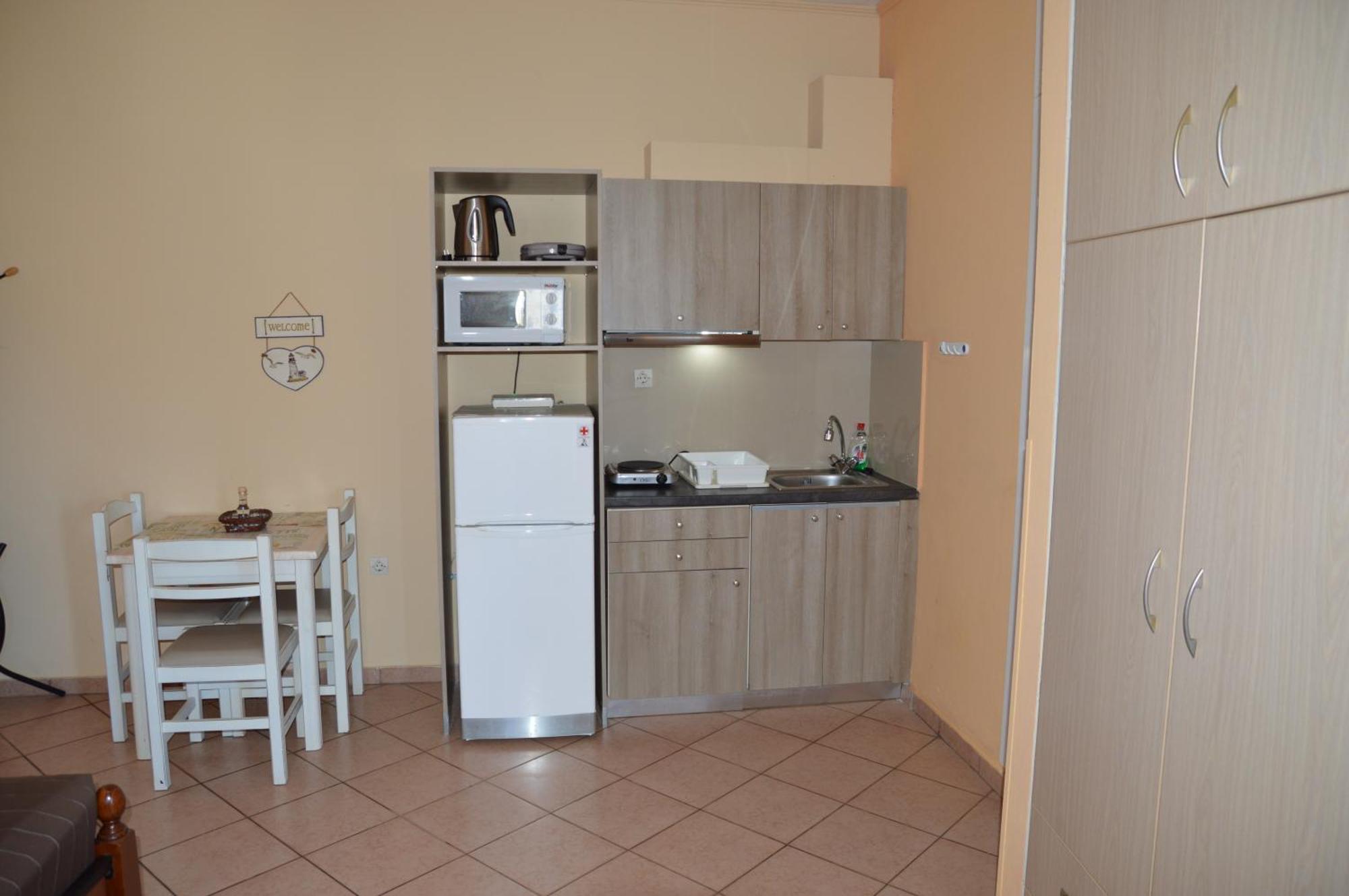 Melia Studios Kato Daratso Luaran gambar