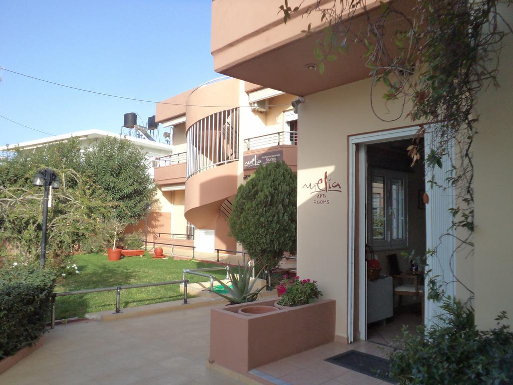Melia Studios Kato Daratso Luaran gambar