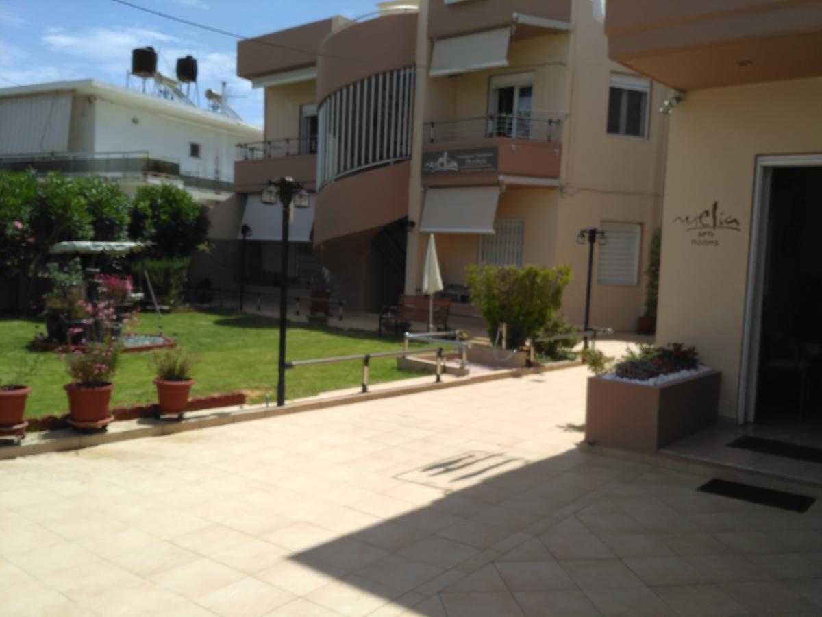 Melia Studios Kato Daratso Luaran gambar